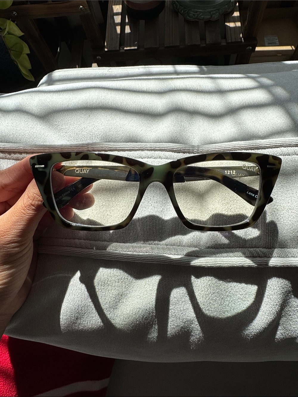 Quay Australia “Prove It” blue light glasses - Picture 3 of 4